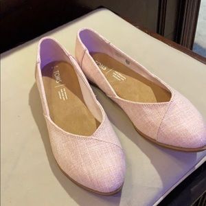 Toms NWT Julie flats